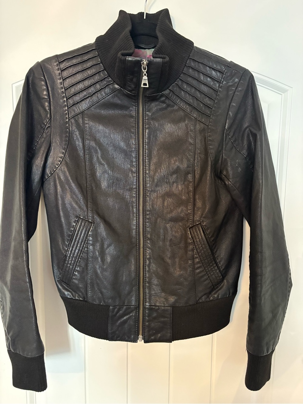 Women's Black Leather Bomber Jacket - Ribbed Collar & Zip Front